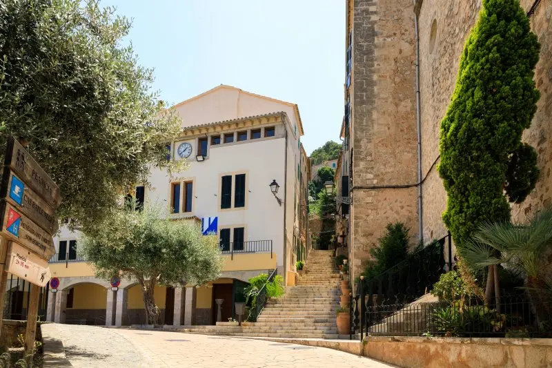 Rathaus in Banyalbufar Mallorca