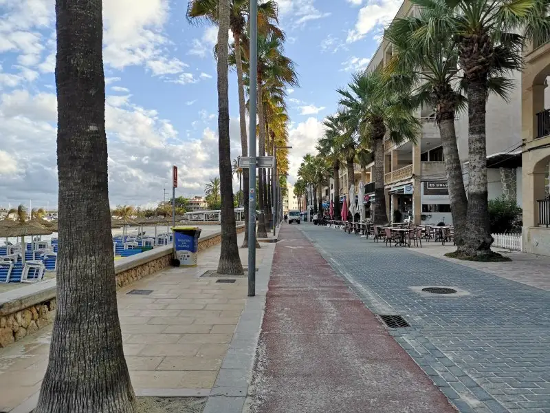 Hafenpromenade in Colonia de Sant Jordi Mallora