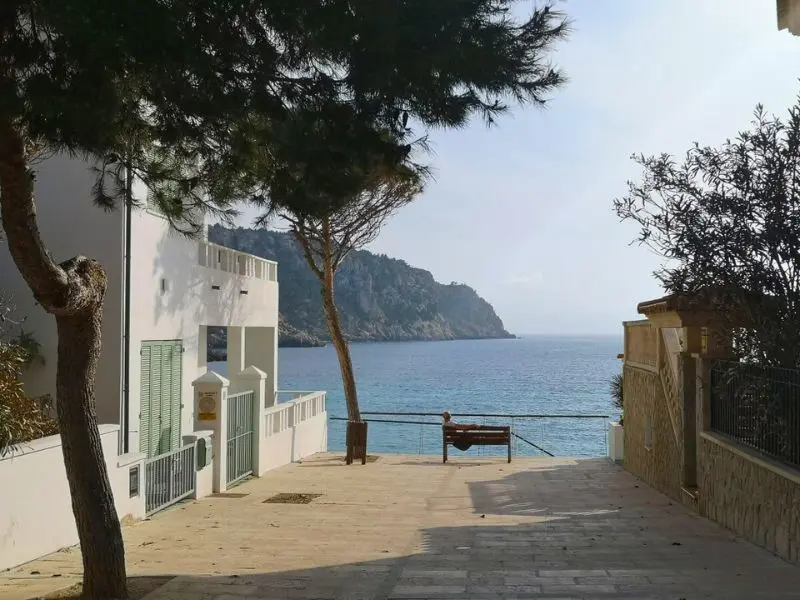 Spaziergang durch Sant Elm auf Mallorca