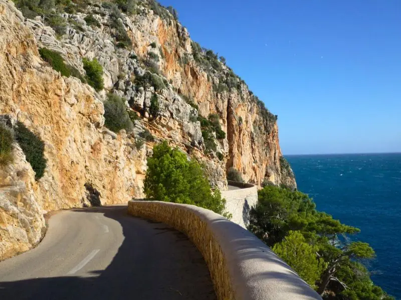 Anfahrt zu den Coves d'Arta