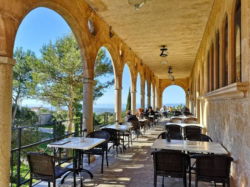 Café im Kloster Randa