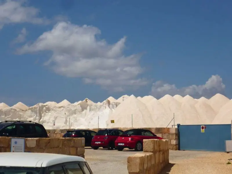 Parkplatz an den Salinen Mallorca