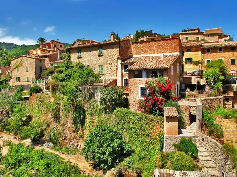 Häuser in Deià auf Mallorca