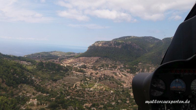 Anflug Steilküste Hubschrauber