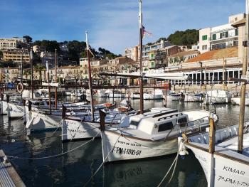 Bote im Hafen von Port de Soller