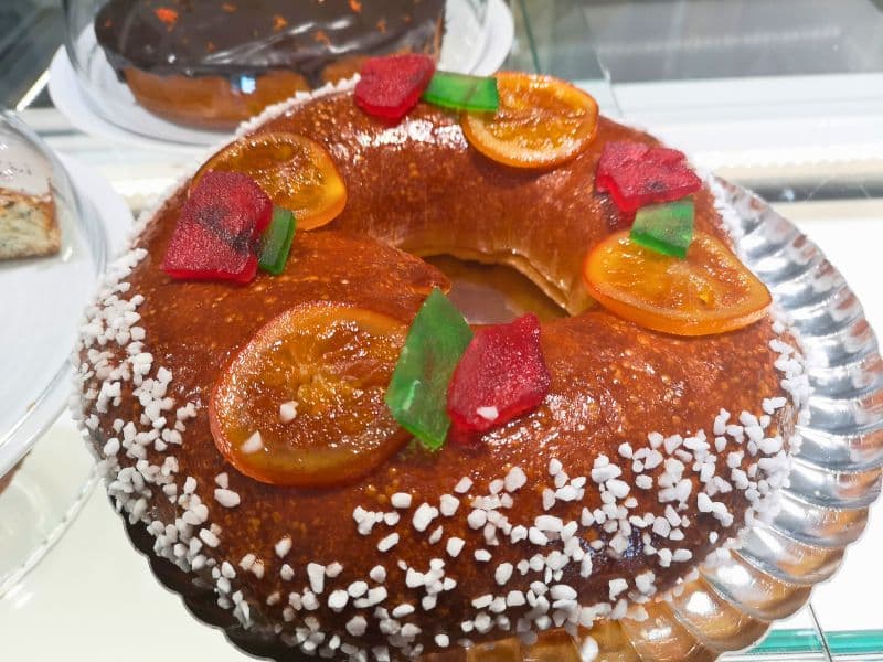 traditioneller Weihnachtskuchen Roscon de Reyes